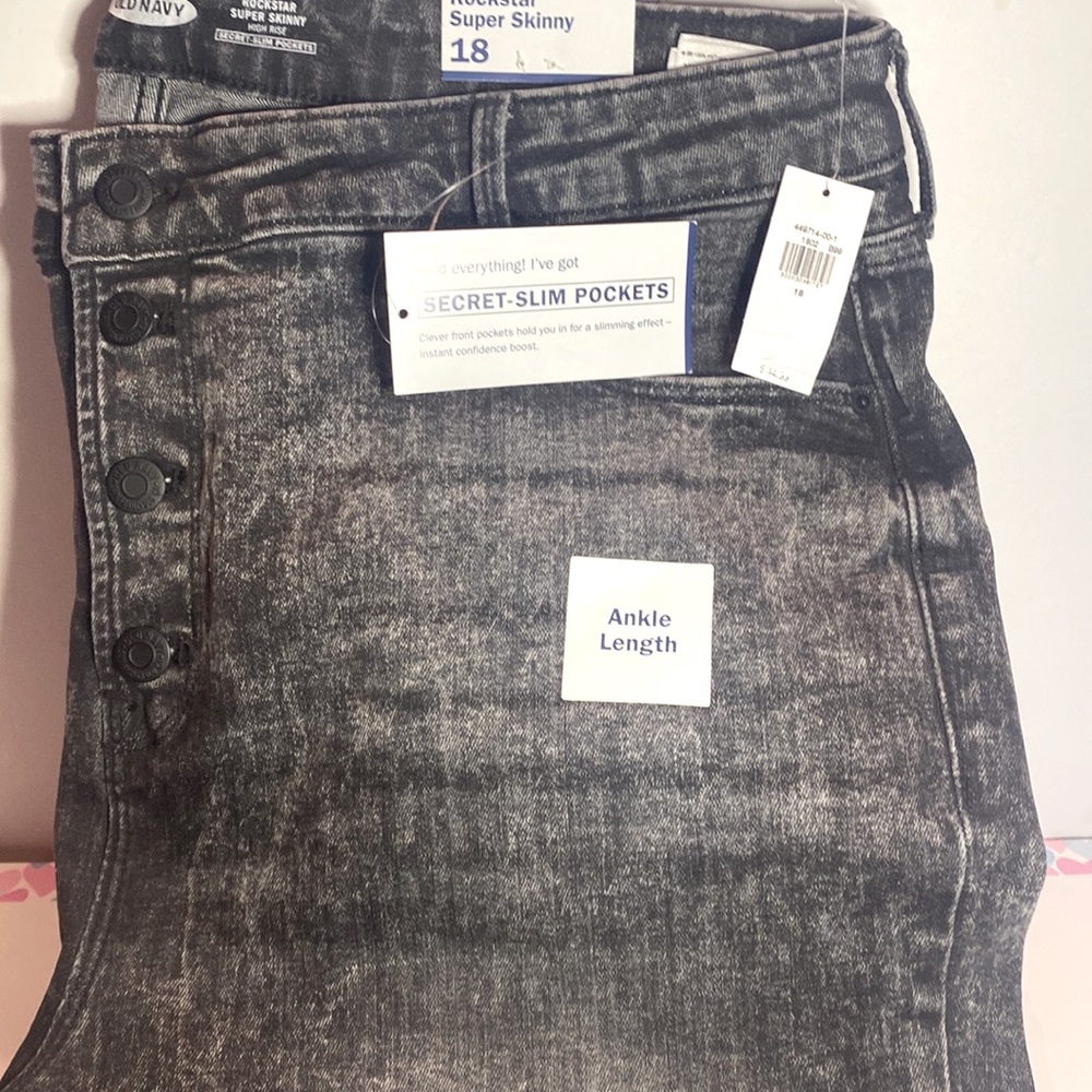 ROCKSTAR SUPER SKINNY JEANS SIZE 18 ANKLE LENGTH NEW
